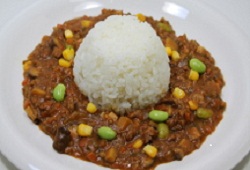 お子さまと一緒に作りましょう！キーマカレー